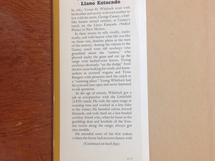 BOOKS - Cowboy Life On The Llano Estacado