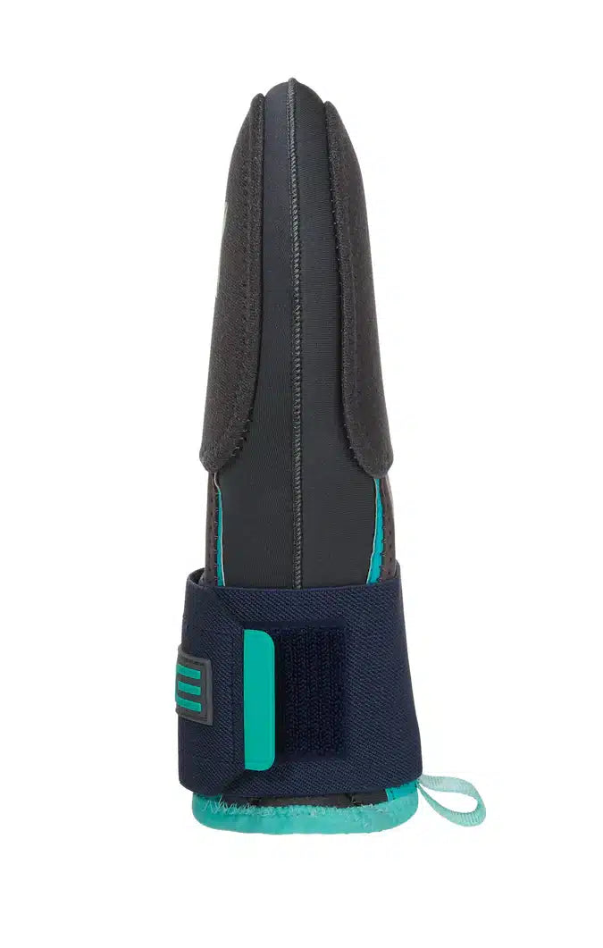 Axe Armor Sliding Mitt — Player Gear (image 2)