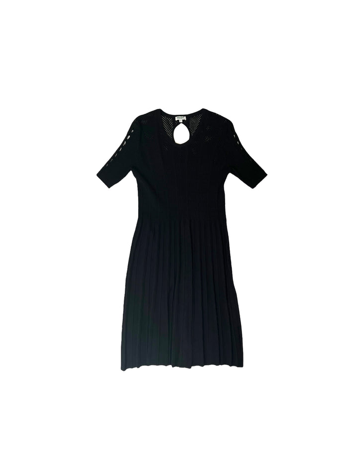 Black Dress - M