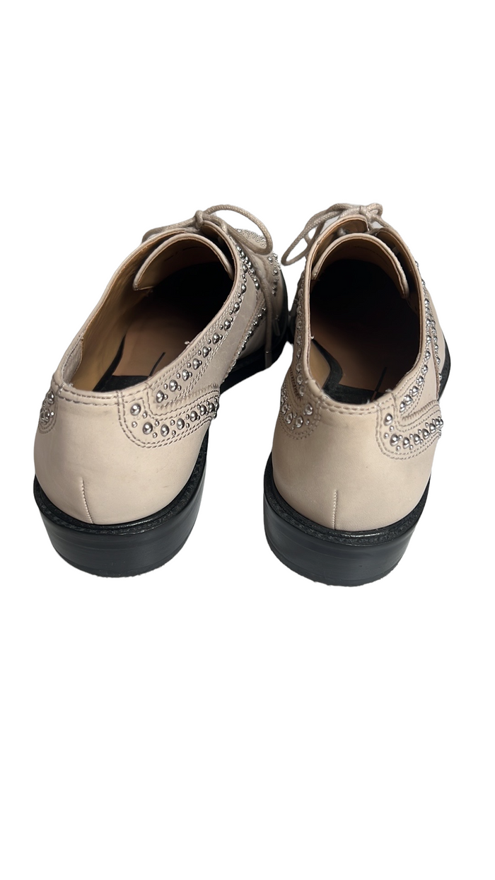 Cream Leather Shoes with Studs - 7
