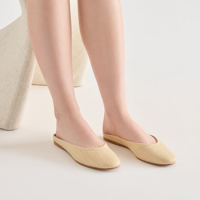 EILA FLATS LT NATURAL RAFFIA