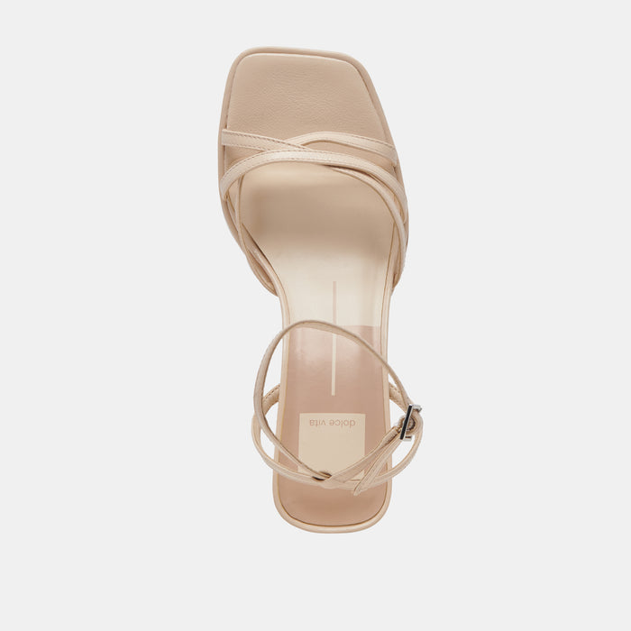 MANJI WIDE HEELS BONE PATENT LEATHER
