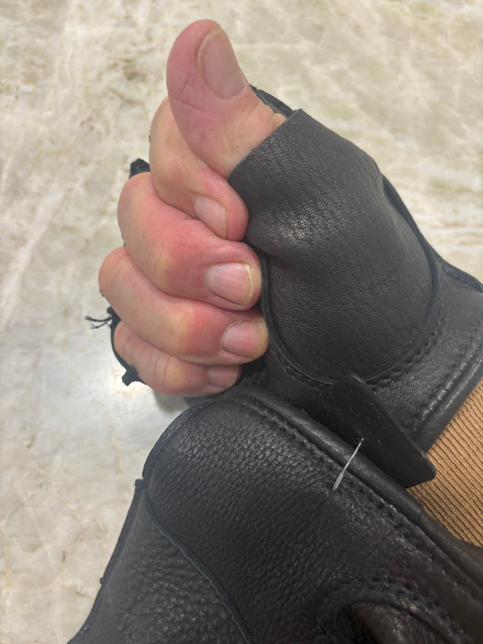 MIDWEST GLOVE - fingerless buckskin "anti-vibration glove