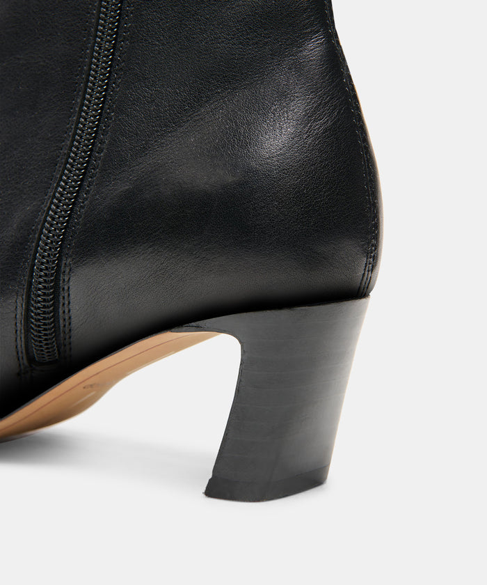 NESLY BOOTIES BLACK LEATHER