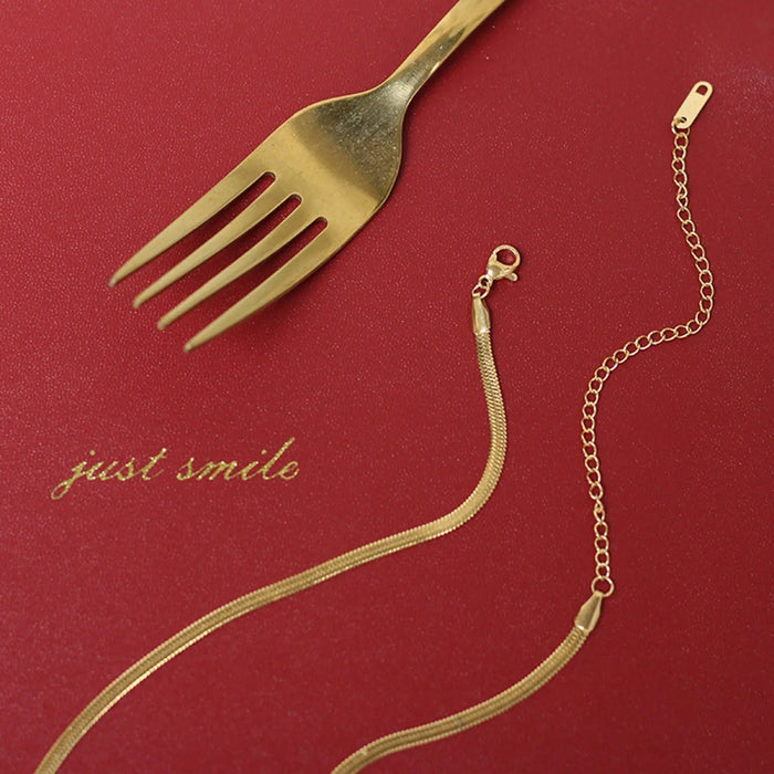 Snake flat and Trace Chain Necklace Crushes.