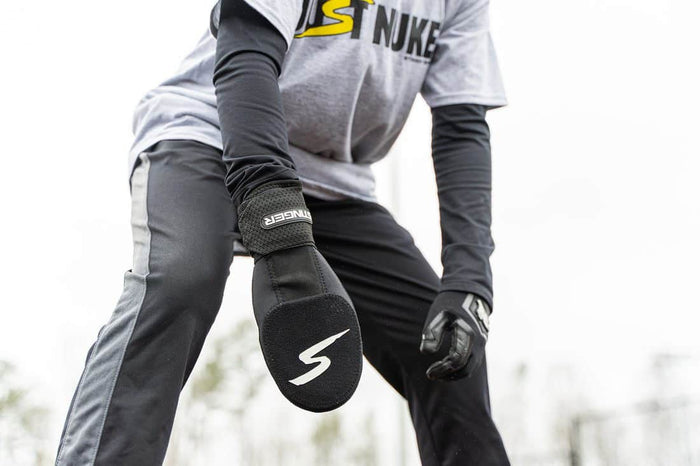 Stinger Sliding Mitt — Player Gear (image 8)